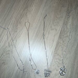 Silver Pendant Necklaces‎ Set